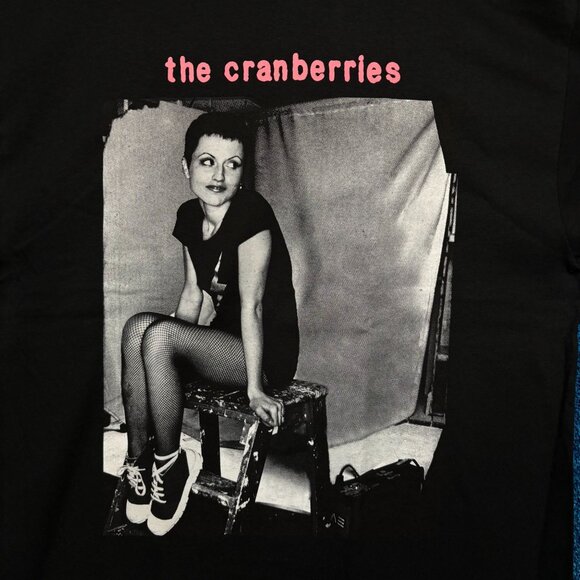 The Cranberries Dolores O'Riordan Rock T-Shirt Size Large - Picture 2 of 4